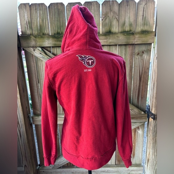 Tennessee Titans Red Long Sleeve Pullover Sweatshirt Hoodie Size M - Picture 2 of 8